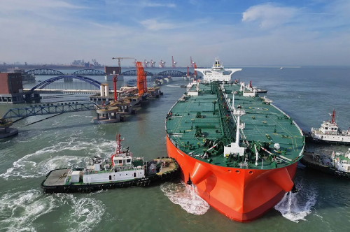 Китай в ноябре будет импортировать только 926 тысяч б/с из России