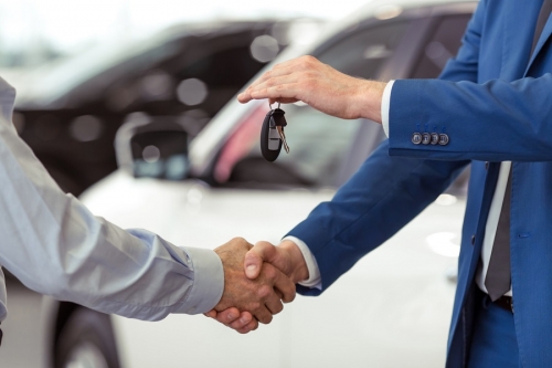 «Госуслуги» добавили электронный сервис купли-продажи автомобилей