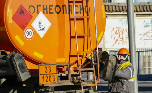 Вывоза нет: власти планируют продлить запрет на экспорт бензина до февраля.
